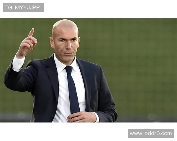 皇马主帅齐达内遭遇执教危机，球队连续三轮不胜